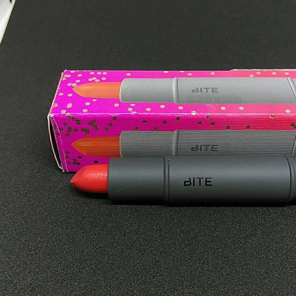 Bite Dou Lipstick